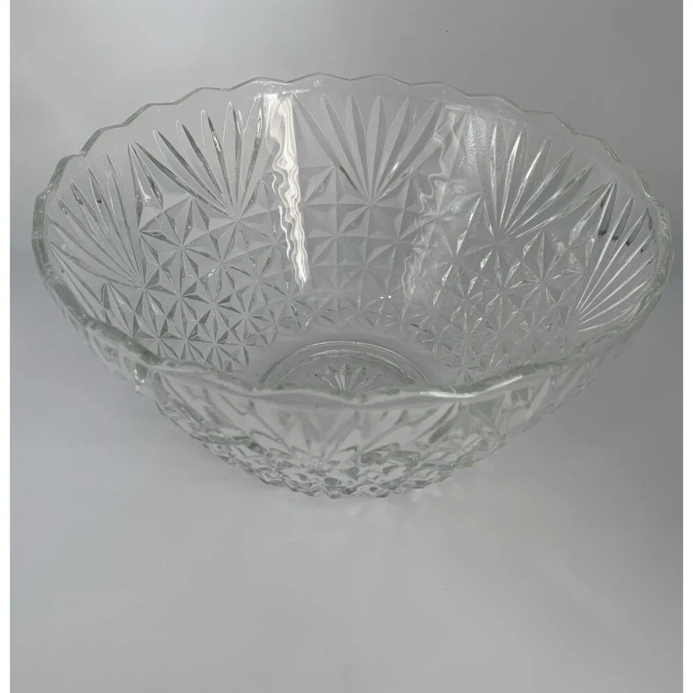 Anchor Hocking EAPC Star of David Cut Glass Bowl Vintage Scalloped Rim Crystal